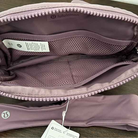 NWT Lululemon BUNDLE - Everywhere Belt Bag & Luxtreme Headband Set - Picture 5 of 6
